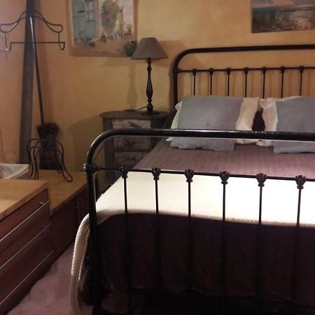 Joli Loft Dans Village Pittoresque Peret Экстерьер фото